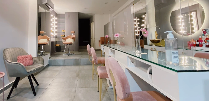 Zara’s Soins de Beauté - The Nail Project - 1