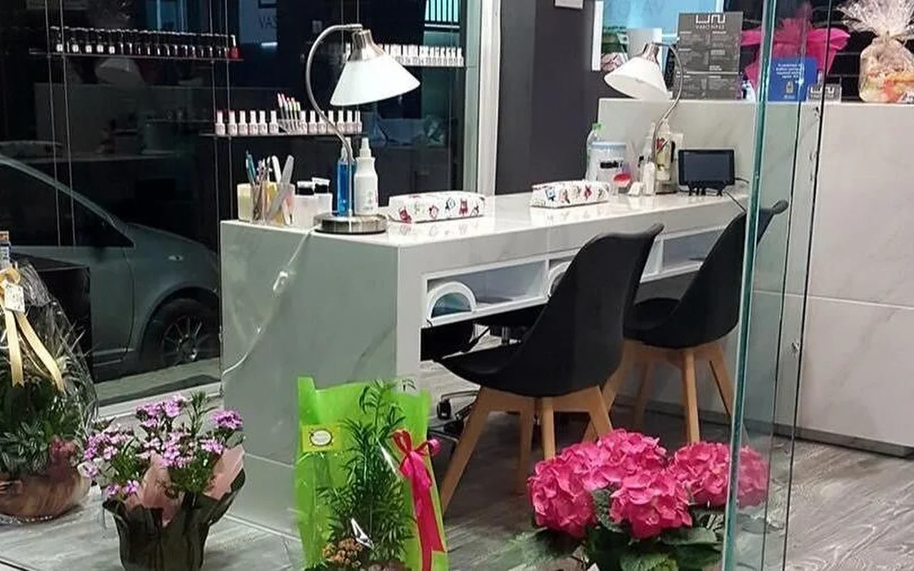 Vaso Nails - Image 14