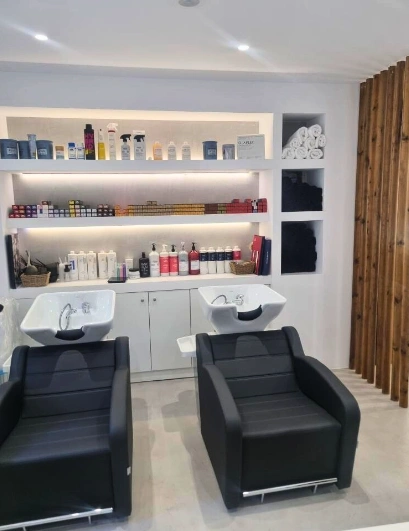 The hair space - Image 3