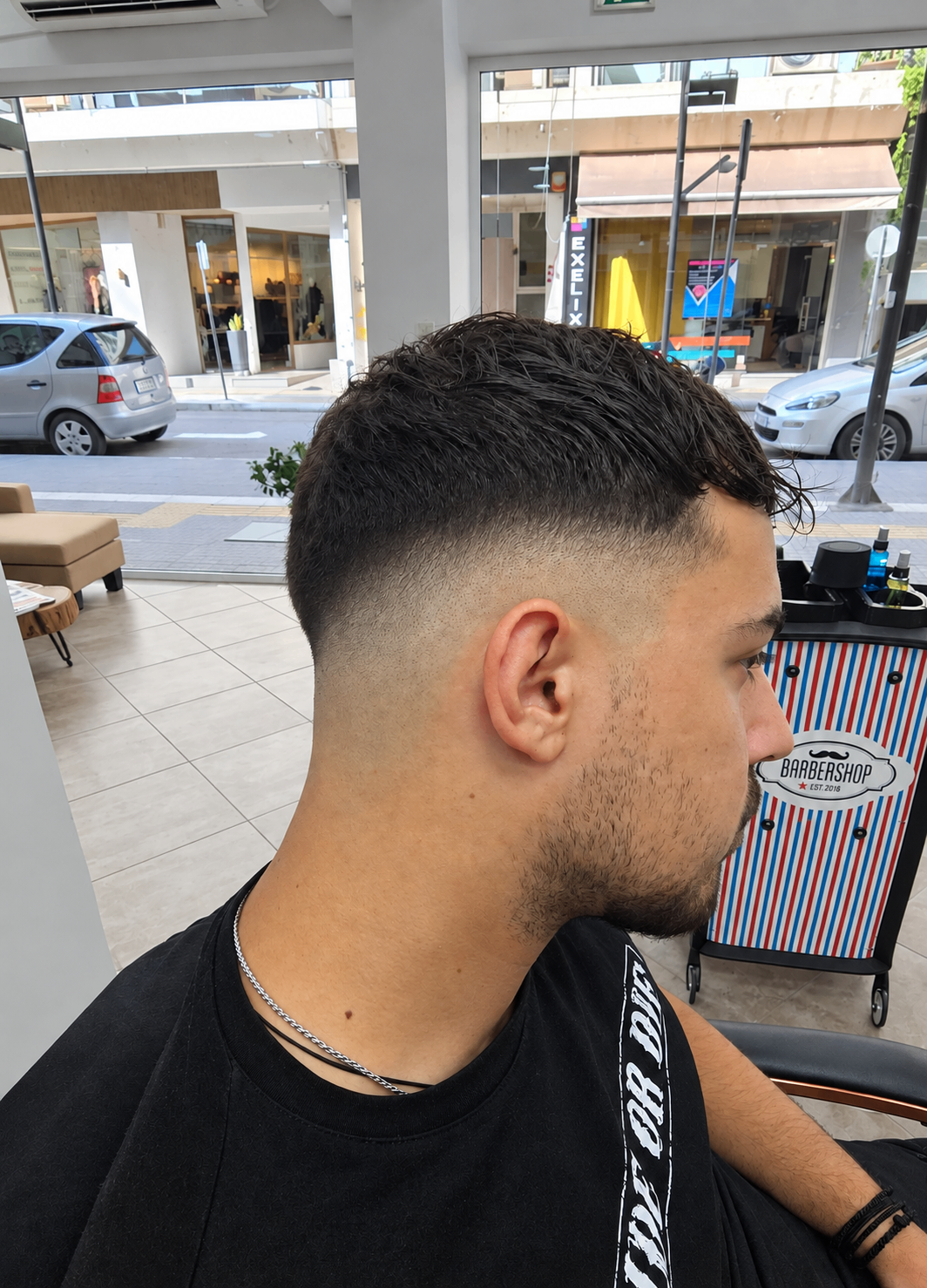 Hoplite Barbershop - Image 9