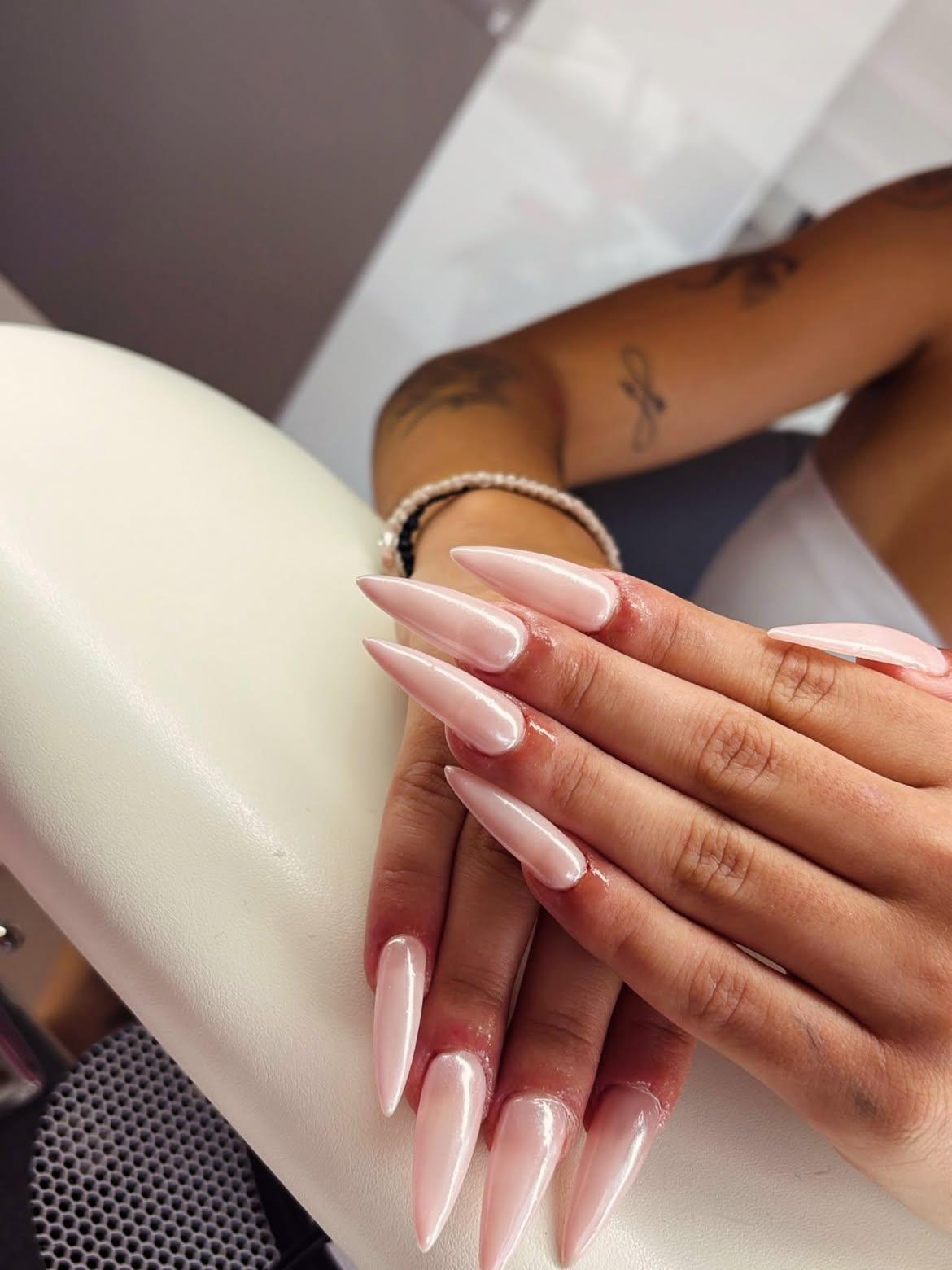 Eva's Nails - Image 3
