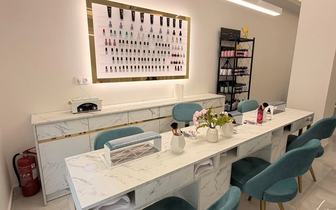 Dolce Nail Bar & Brow Καλλιθέα - Image 1