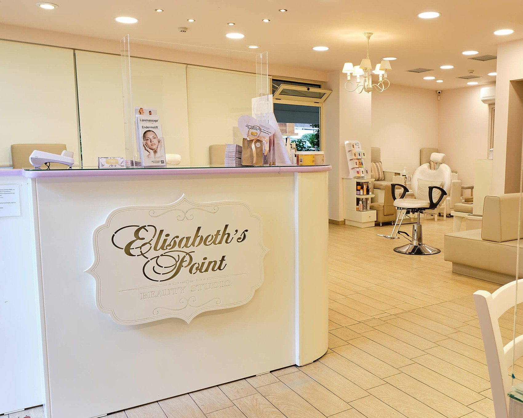 Elisabeth's Point - Image 1