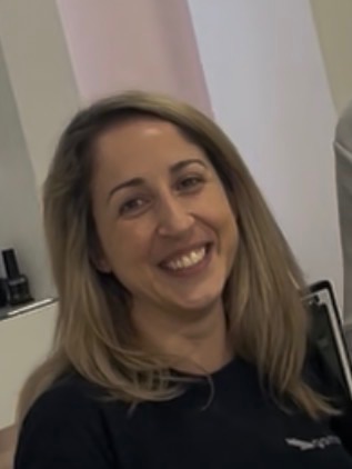 Τόνια