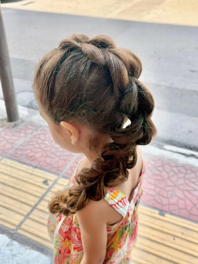 Nikos & Themis Hair - Image 4