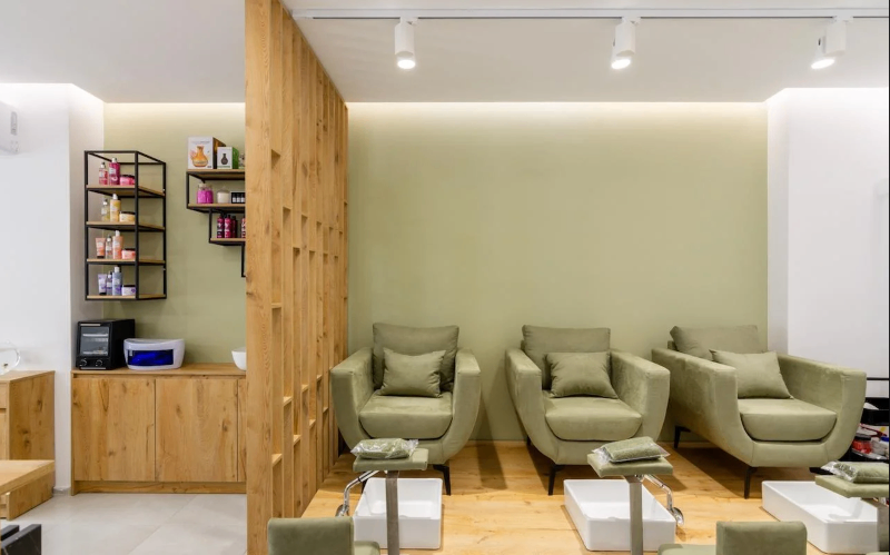 Nails Inn - 1