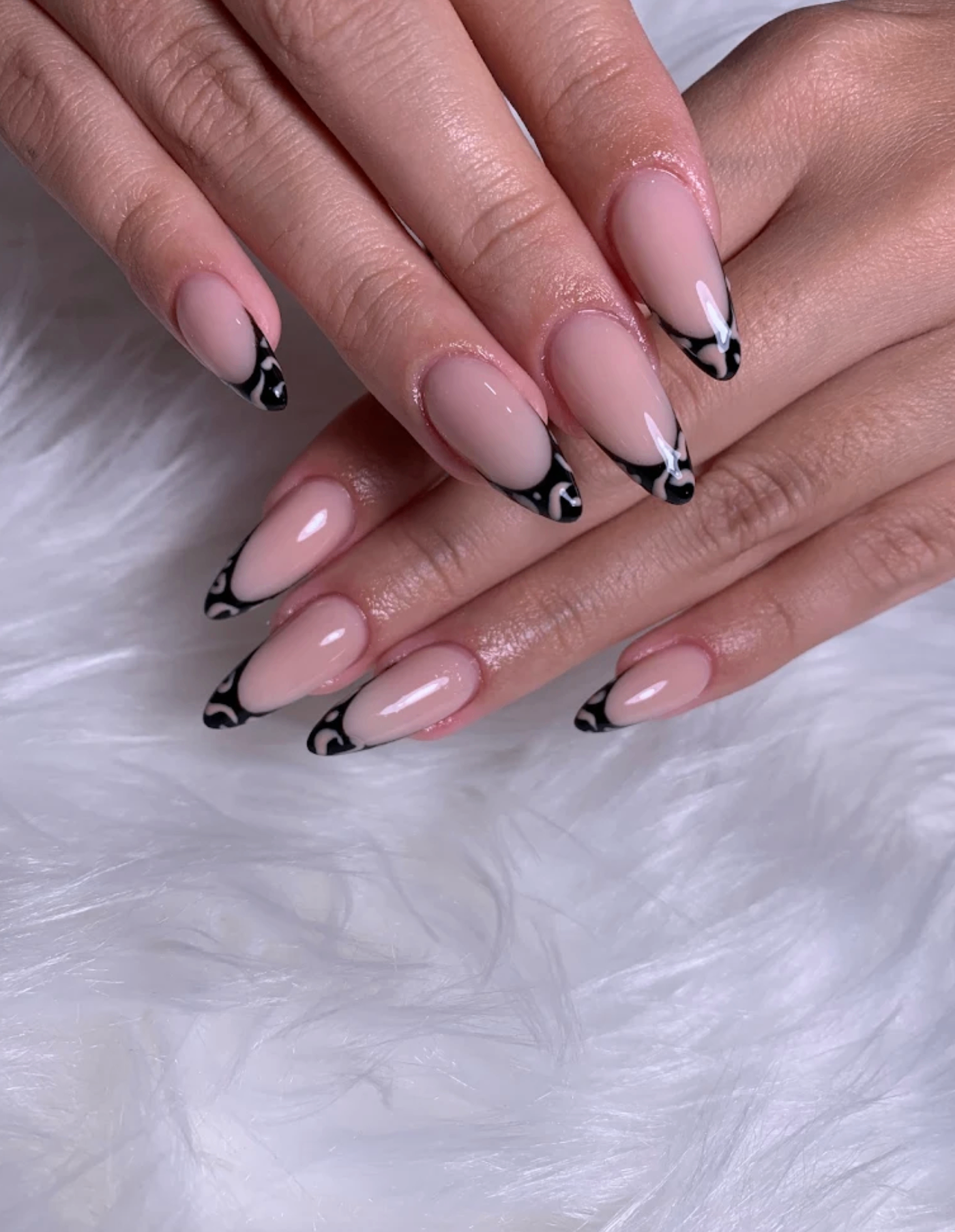 Nailset Beauty Bar - Image 31