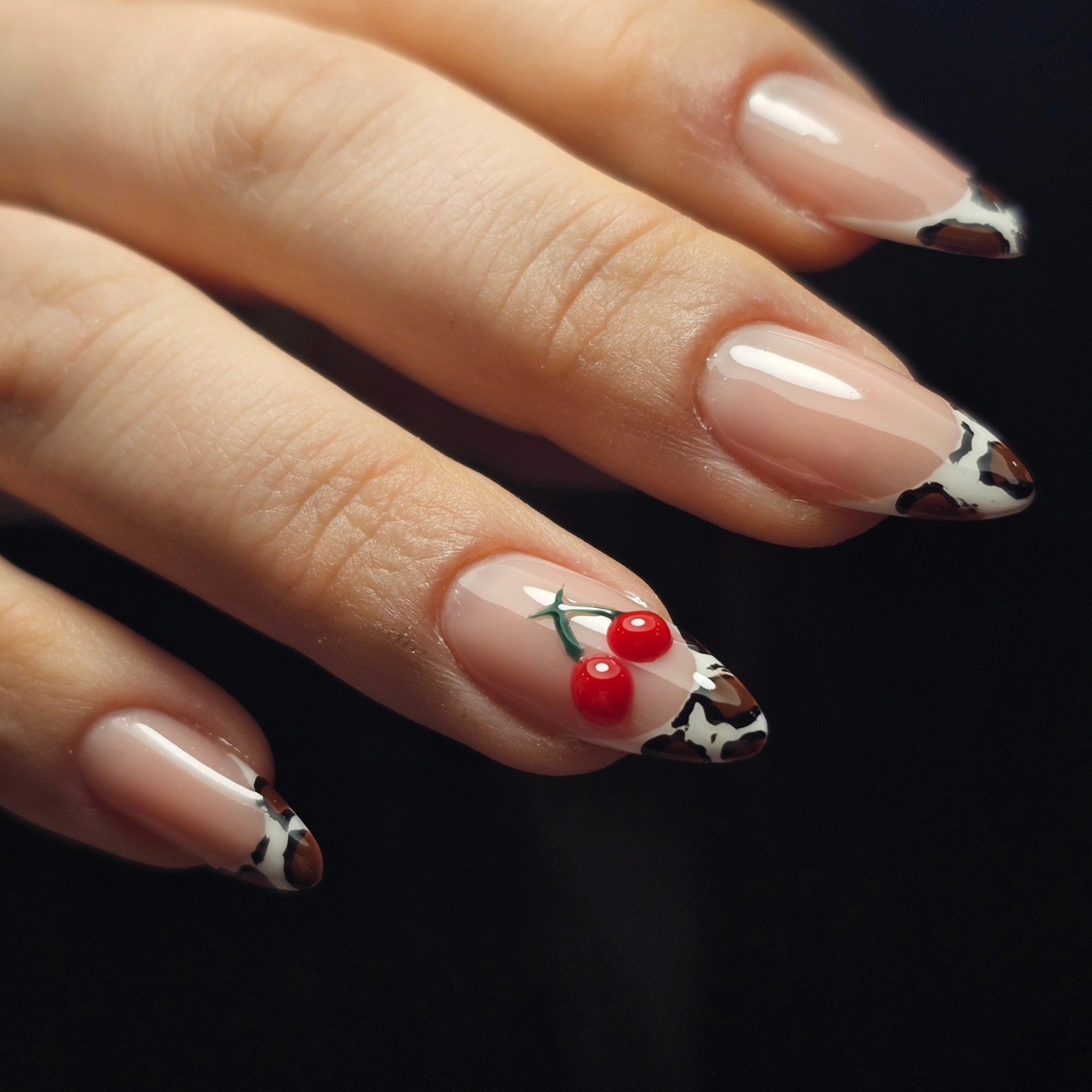 Aliki's Nail Bar - Image 16