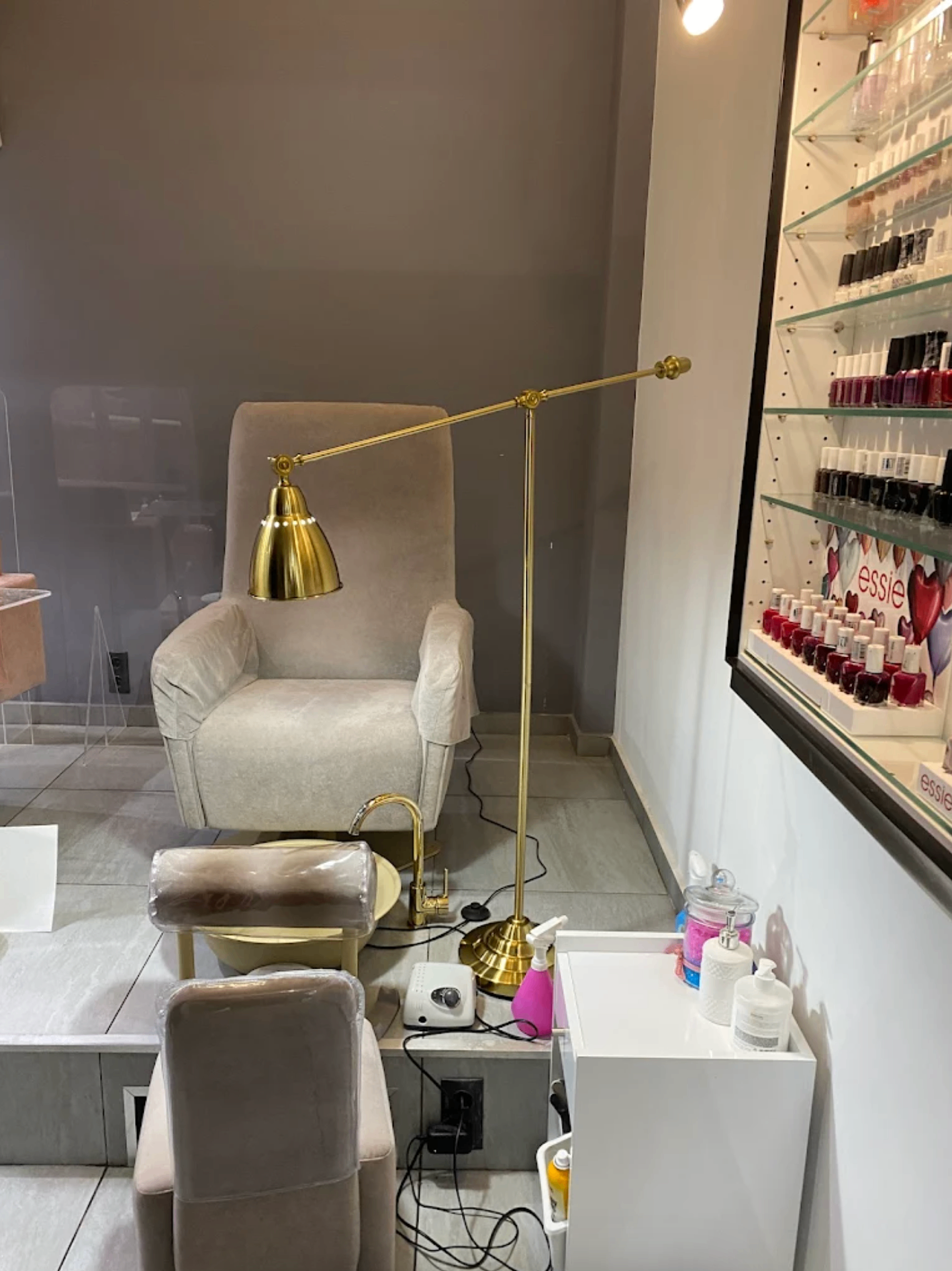 Zara’s Soins de Beauté - The Nail Project - Image 5
