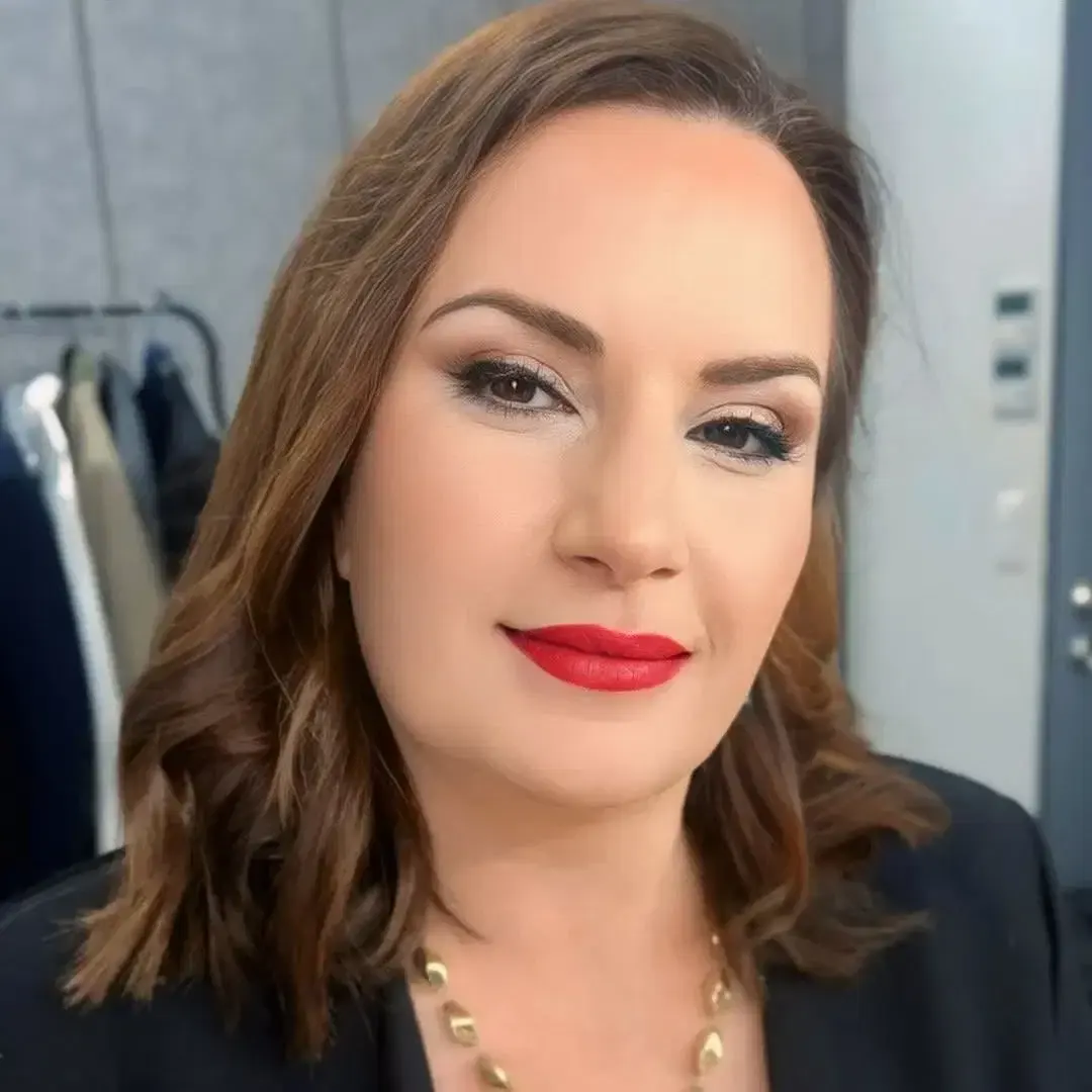 Vaso Stampoli Makeup Artist - Image 4