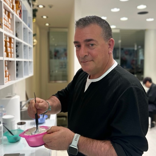 ΛΑΜΠΡΟΣ