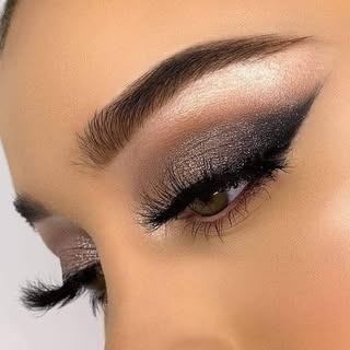 Vaso Stampoli Makeup Artist