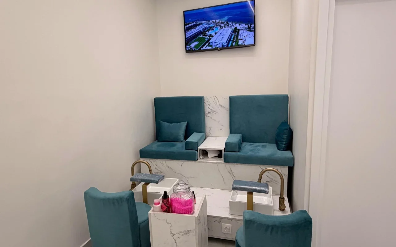 Dolce Nail Bar & Brow Καλλιθέα - Image 2