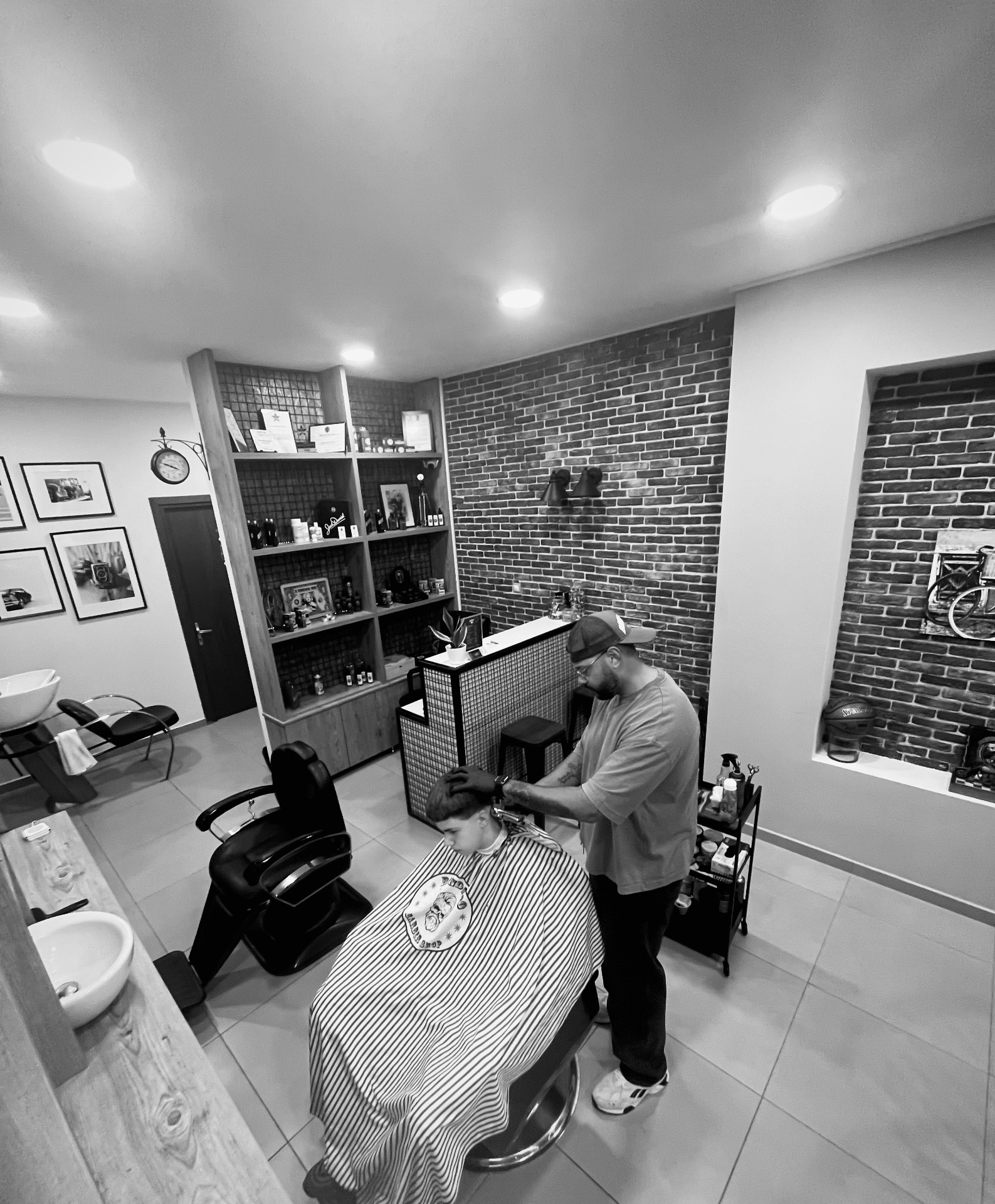 Dope Barber Shop - Image 12