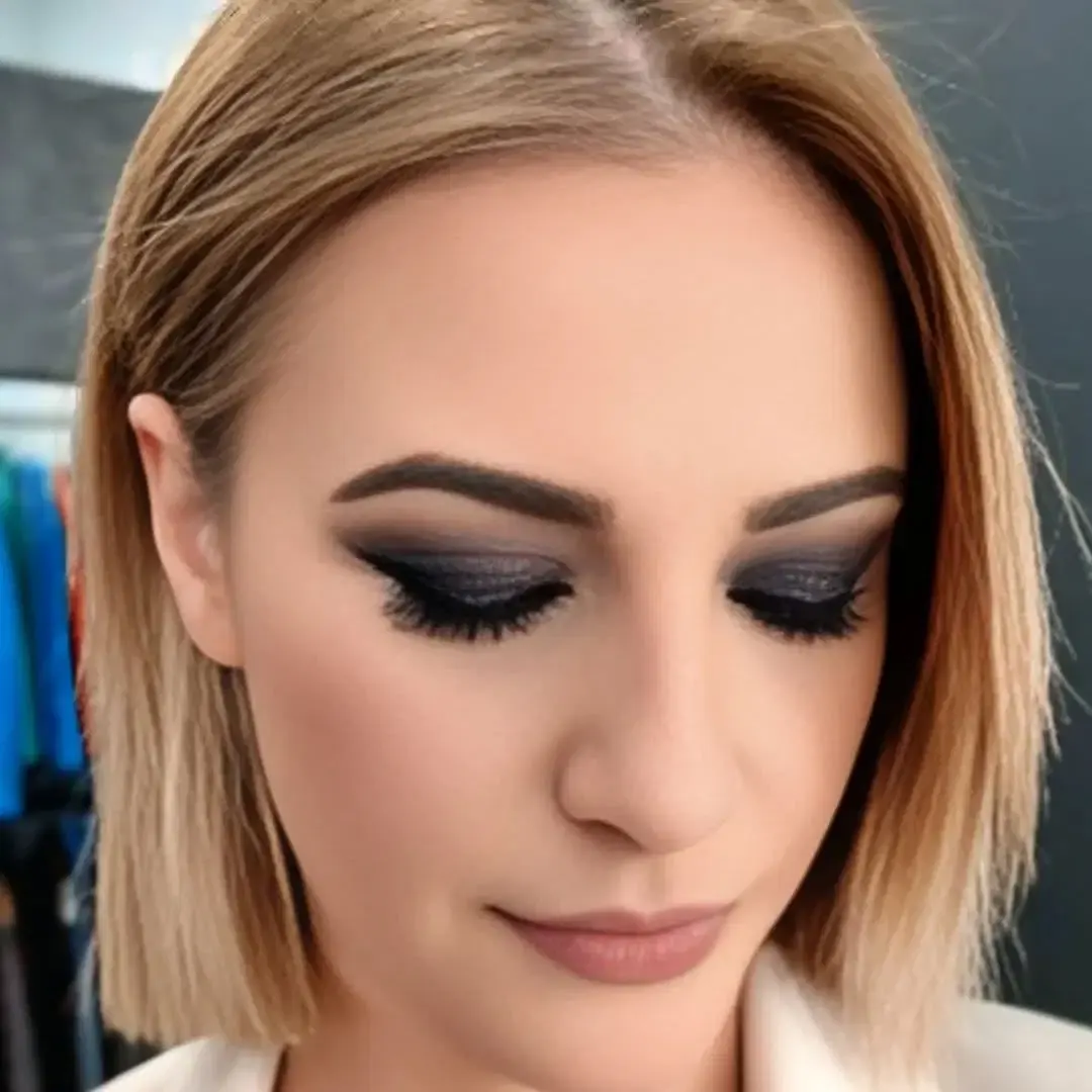 Vaso Stampoli Makeup Artist - Image 7