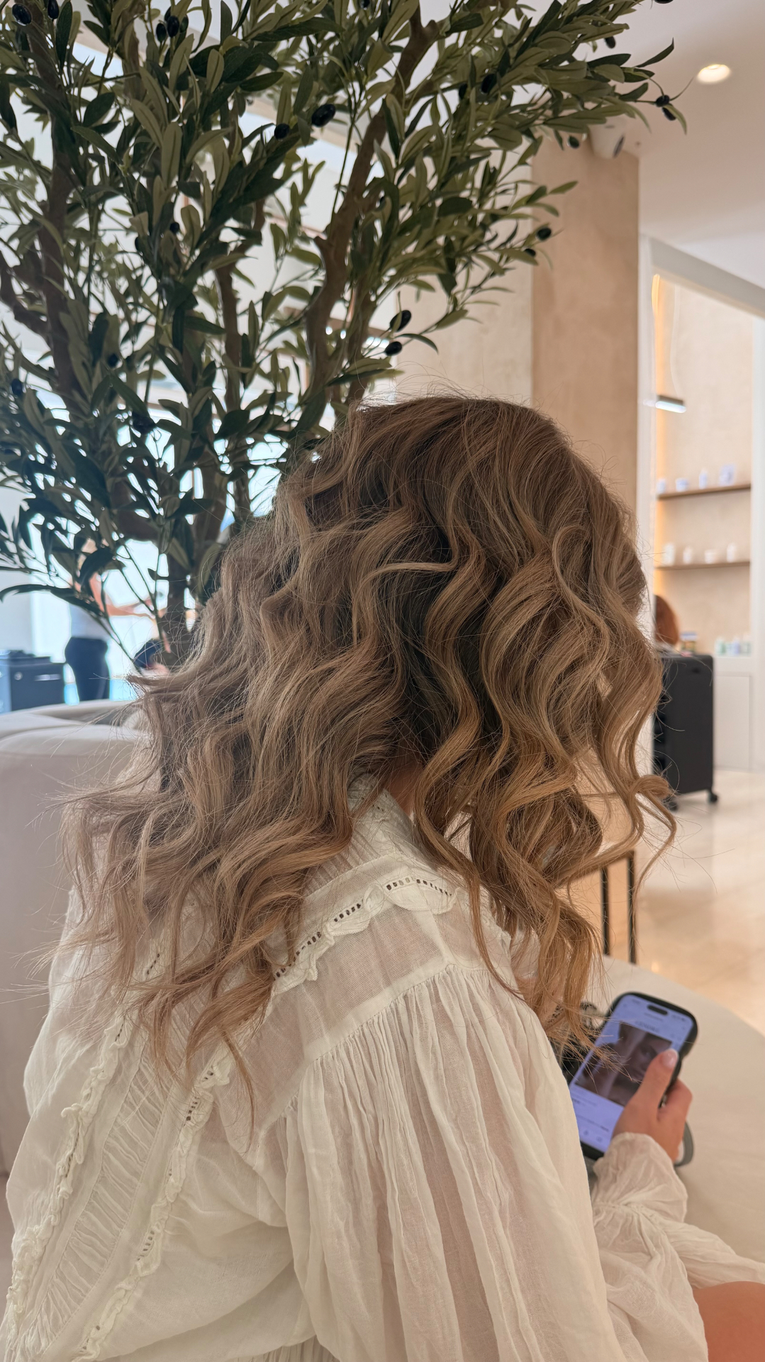 Chrysa Charizanou Boutique Salon - Image 6